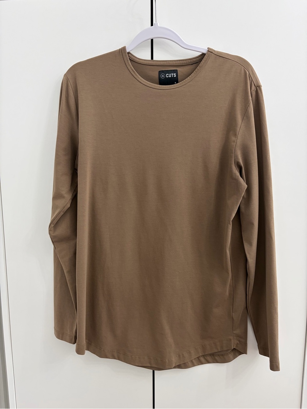 Cuts Clothing Men's Long Sleeve Tee in Brown
